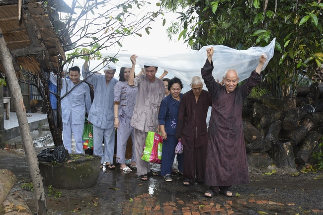 Donating a charity house in Hau Giang