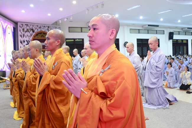 Lễ Ngũ Bách Danh Bồ-tát Quán Thế Âm