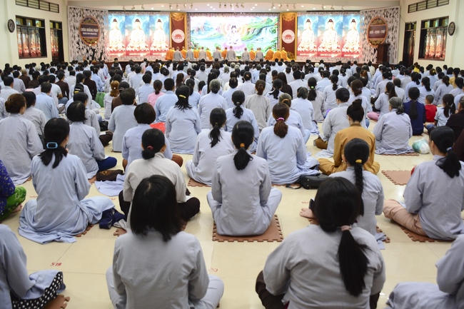 Lễ Ngũ Bách Danh Bồ-tát Quán Thế Âm