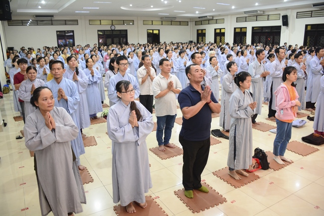 Lễ Ngũ Bách Danh Bồ-tát Quán Thế Âm