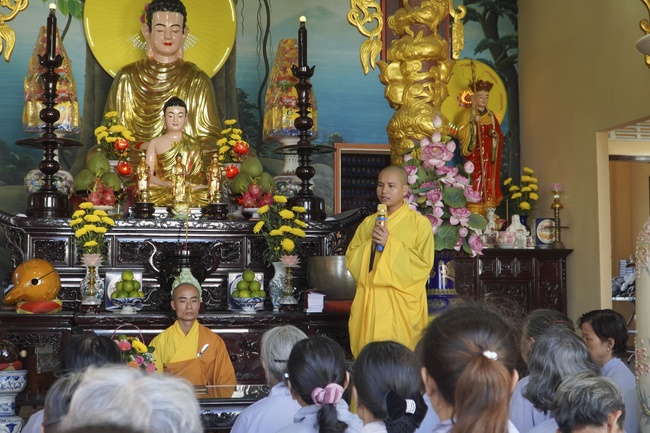 Tu niệm Phật một ngày Ninh Thuận