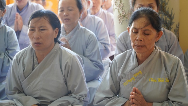 Tu niệm Phật một ngày Ninh Thuận