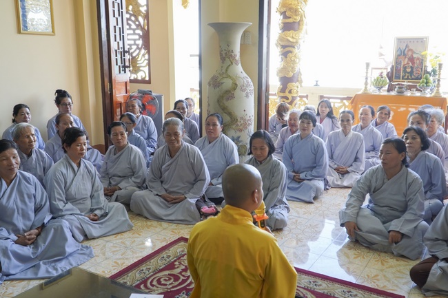 Tu niệm Phật một ngày Ninh Thuận