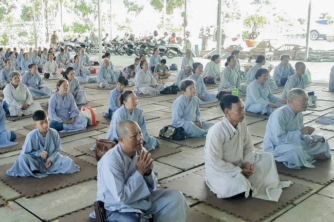 One day Retreat of Hoang Phap Pagoda in Cambodia