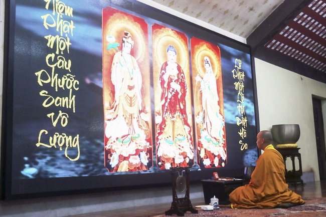 One-day peaceful Retreat at Hoa Phuc Pagoda