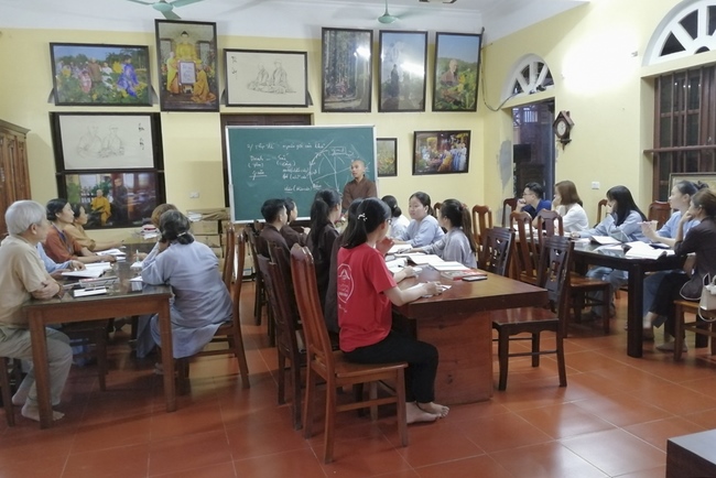 One-day peaceful Retreat at Hoa Phuc Pagoda