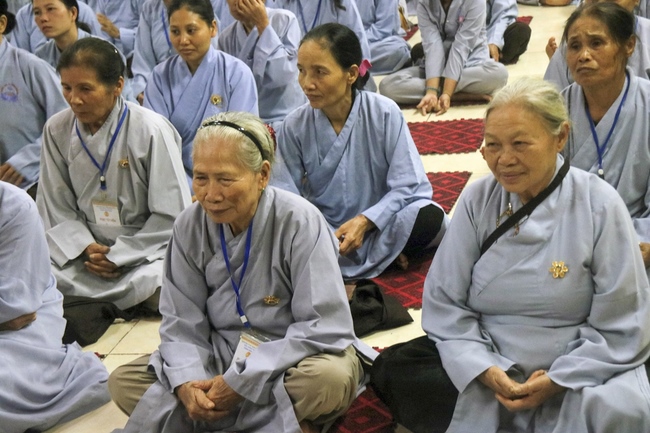 One-day peaceful Retreat at Hoa Phuc Pagoda