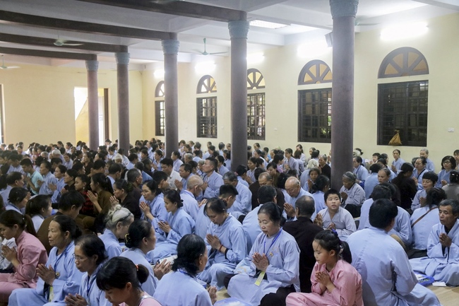 One-day peaceful Retreat at Hoa Phuc Pagoda