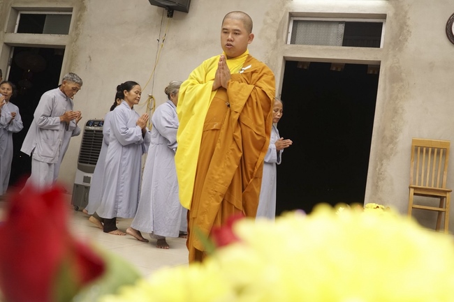 Prostrating five hundred names Bodhisattva Avalokitesvara at Dong Cao Pagoda