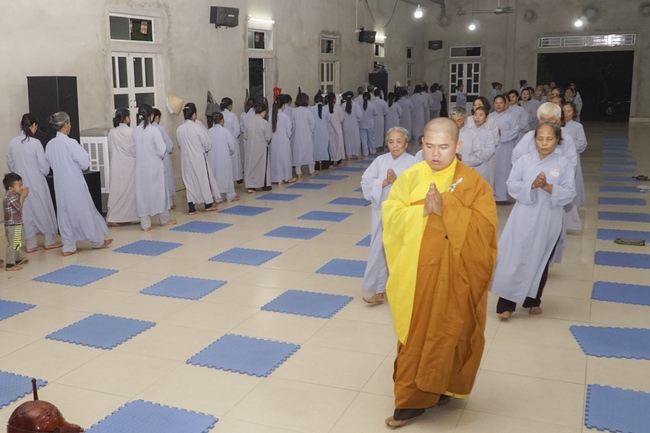 Prostrating five hundred names Bodhisattva Avalokitesvara at Dong Cao Pagoda