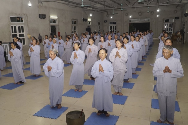 Prostrating five hundred names Bodhisattva Avalokitesvara at Dong Cao Pagoda