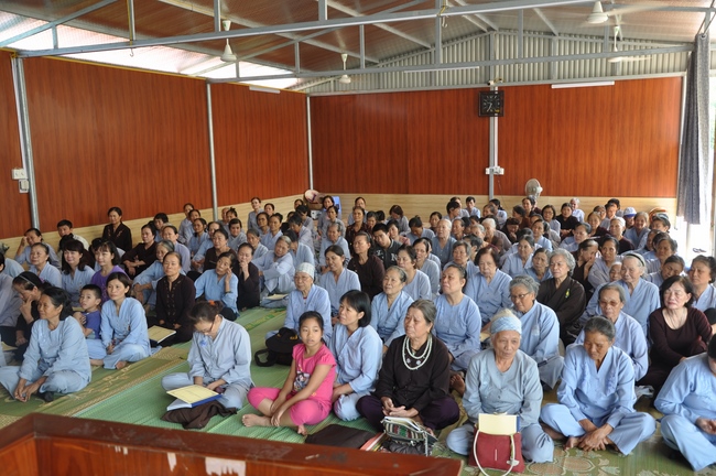 Meeting of popularizing the laws of beliefs and religions at Tieu Dao pagoda, Quang Ninh