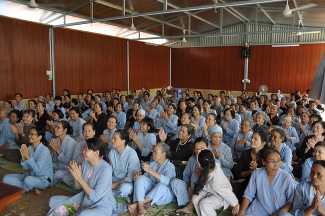 Meeting of popularizing the laws of beliefs and religions at Tieu Dao pagoda, Quang Ninh