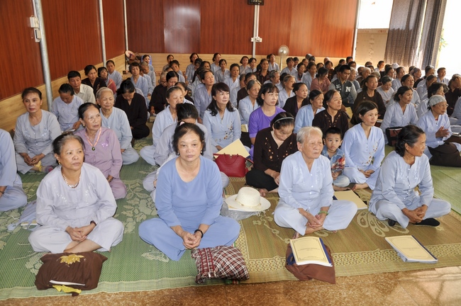 Meeting of popularizing the laws of beliefs and religions at Tieu Dao pagoda, Quang Ninh
