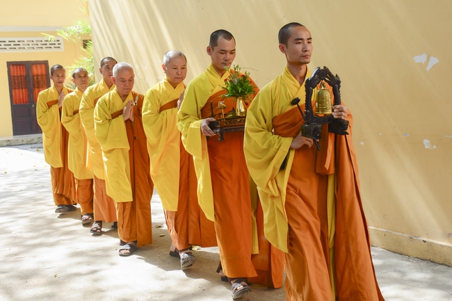 The Wedding Ceremony at the pagoda