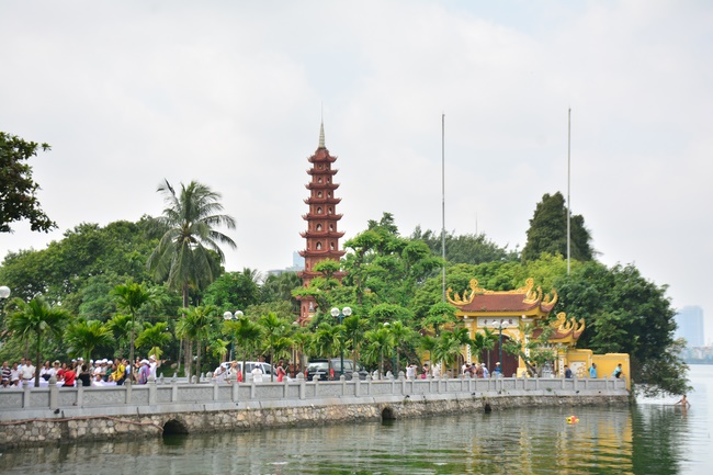 Hành trình về các điểm tâm linh miền Bắc