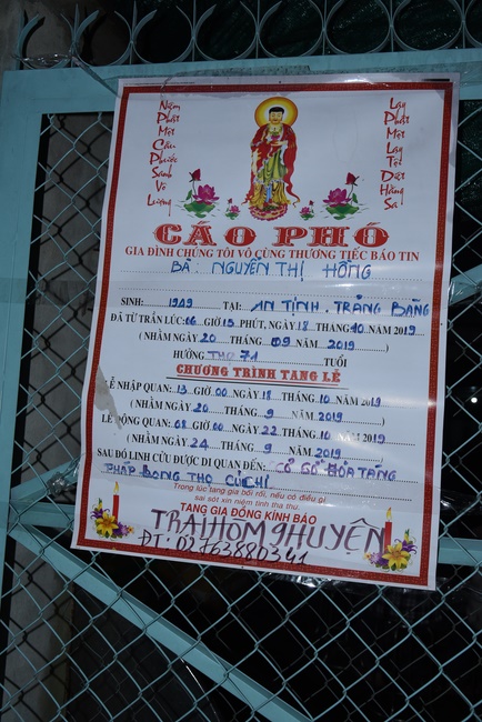 The rite offering for Monks to pray for rebirth to Mrs. Tran Thi Chen.