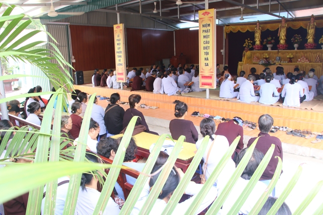 The peaceful Retreat at Tieu Dao Pagoda - Quang Ninh.