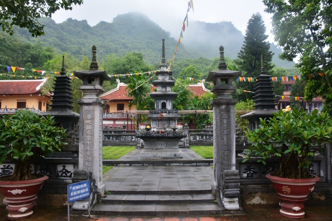 Ngày thứ 2 – chuyến hành hương tâm linh tại Hà Nội