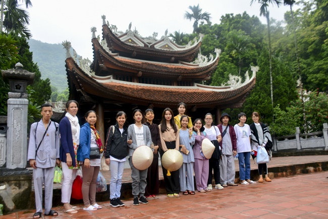 Ngày thứ 2 – chuyến hành hương tâm linh tại Hà Nội