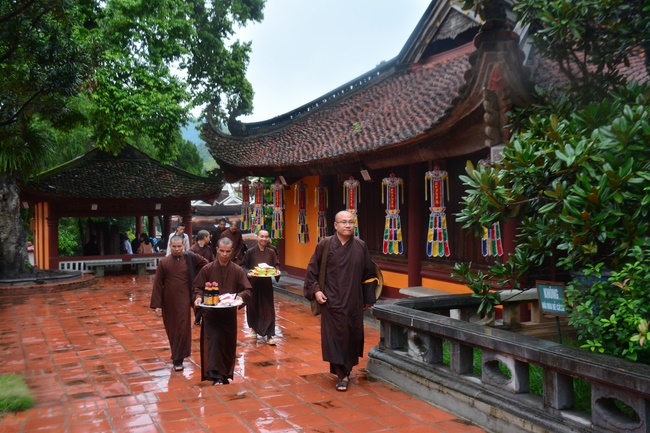 Ngày thứ 2 – chuyến hành hương tâm linh tại Hà Nội