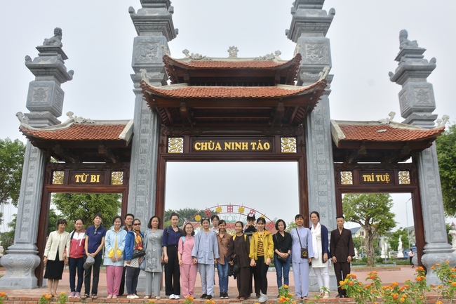 Ngày thứ 3 – chuyến hành hương tâm linh tại Hà Nam