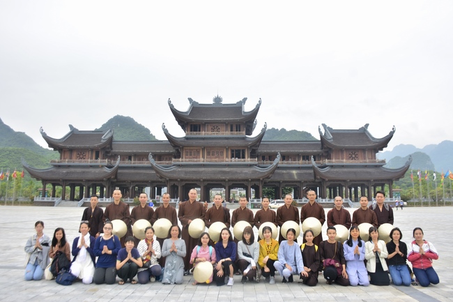 Ngày thứ 3 – chuyến hành hương tâm linh tại Hà Nam