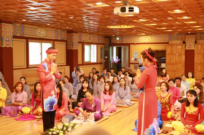 Buddhist Wedding Ceremony in Korea