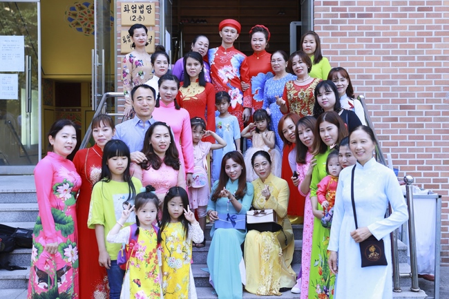 Buddhist Wedding Ceremony in Korea