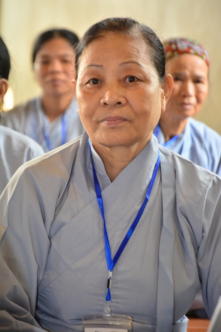The second cultivation day of three day meditating - reciting the Buddha's name at Tay Khanh Pagoda