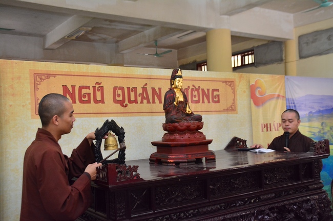 The second cultivation day of three day meditating - reciting the Buddha's name at Tay Khanh Pagoda