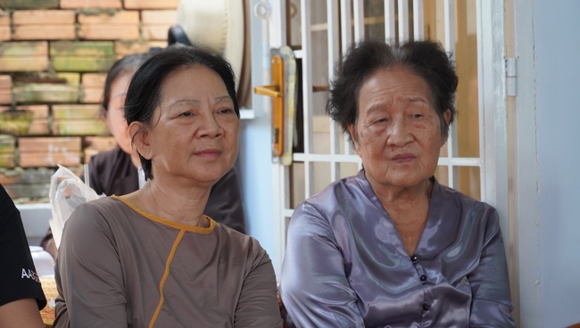 Freeing creatures and Praying for the rebirth in Dong Nai