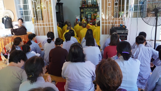 Freeing creatures and Praying for the rebirth in Dong Nai