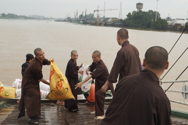 Freeing creatures and Praying for the rebirth in Dong Nai
