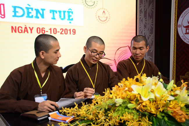 Cuộc thi “Thắp Sáng Đèn Tuệ” – lần II