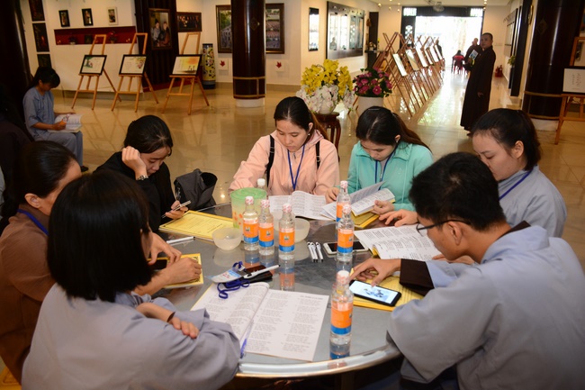 Cuộc thi “Thắp Sáng Đèn Tuệ” – lần II