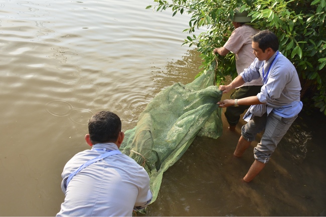 The 3rd day of three day meditating - reciting the Buddha's name at Tay Khanh Pagoda