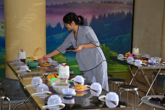 The 3rd day of three day meditating - reciting the Buddha's name at Tay Khanh Pagoda