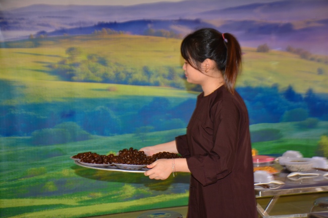 The 3rd day of three day meditating - reciting the Buddha's name at Tay Khanh Pagoda