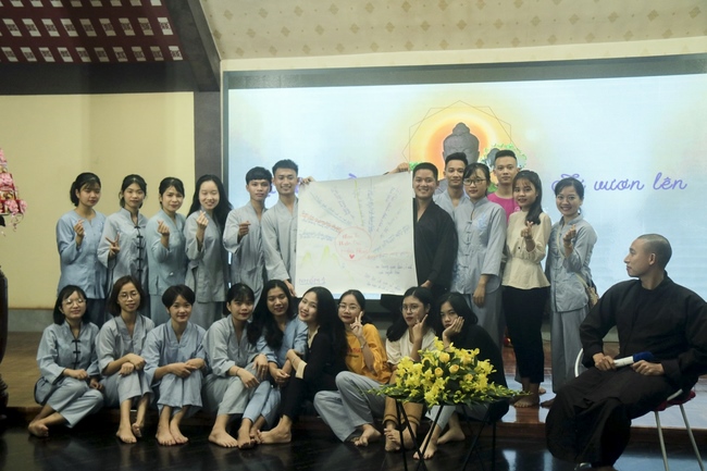 The retreat of Tea Meditation: Comeback to listening” at Hoa Phuc Pagoda.