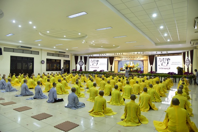 Họp mặt tri ân truyền thống