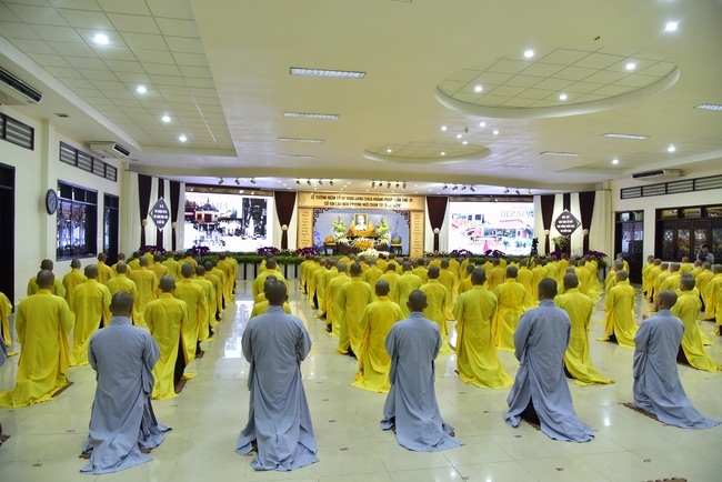 Họp mặt tri ân truyền thống