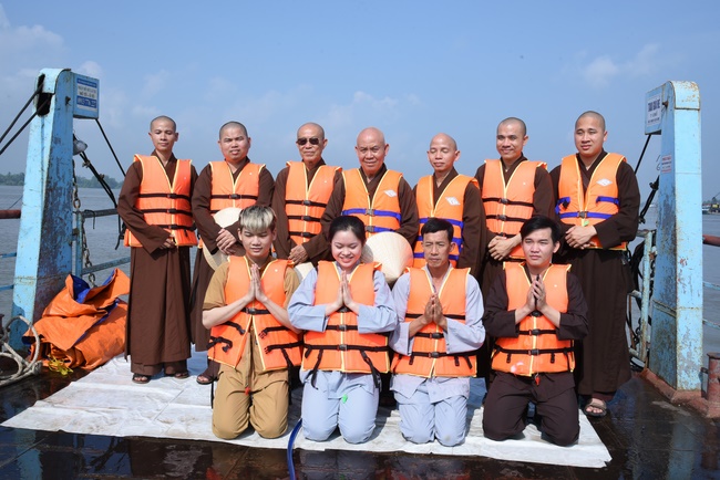 Freeing creatures at Co Bac ferry in Can Tho