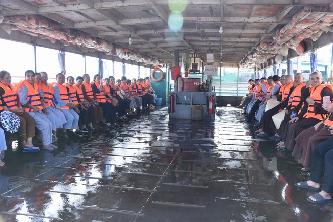 Freeing creatures at Co Bac ferry in Can Tho