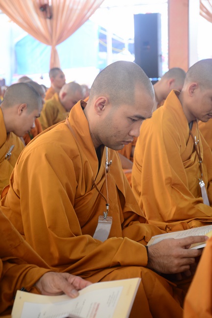 Receiving precepts from the Dieu Tam precept altar of the monks at Hoang Phap Pagoda