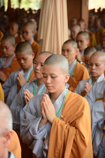 Receiving precepts from the Dieu Tam precept altar of the monks at Hoang Phap Pagoda