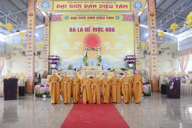 Receiving precepts from the Dieu Tam precept altar of the monks at Hoang Phap Pagoda