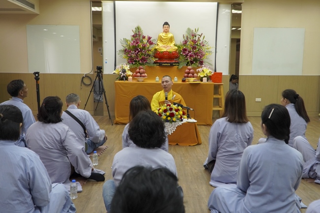 Preaching dharma talk in Taipei, Taiwan