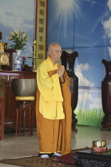 One-day Retreat at Dong Cao Pagoda