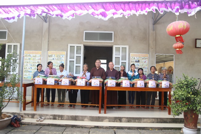 One-day Retreat at Dong Cao Pagoda